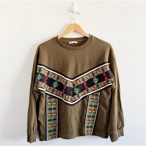 ZARA TRAFALUC Aztec Print Southwestern Crewneck